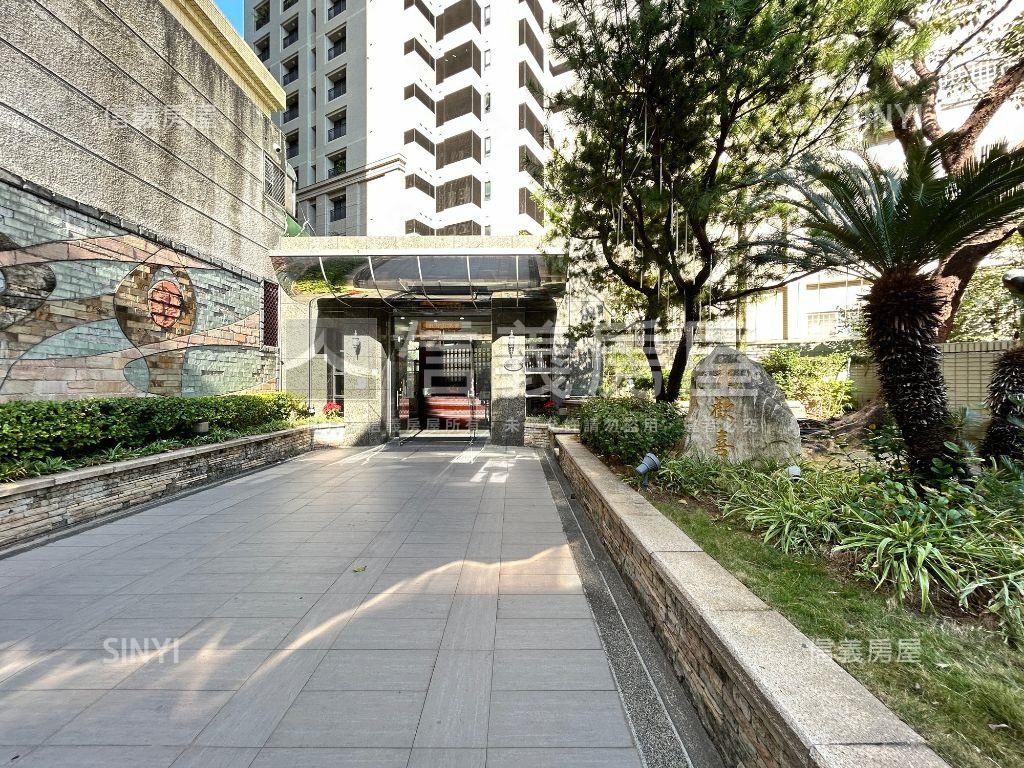 文心森林公園旁美屋平車房屋室內格局與周邊環境