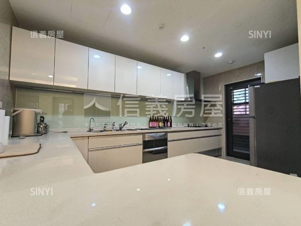 近台茂！四房三車位景觀宅房屋室內格局與周邊環境