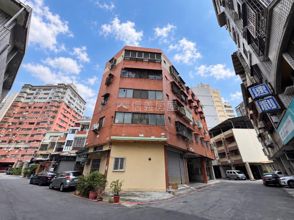 西屯區大面寬低總樓店房屋室內格局與周邊環境