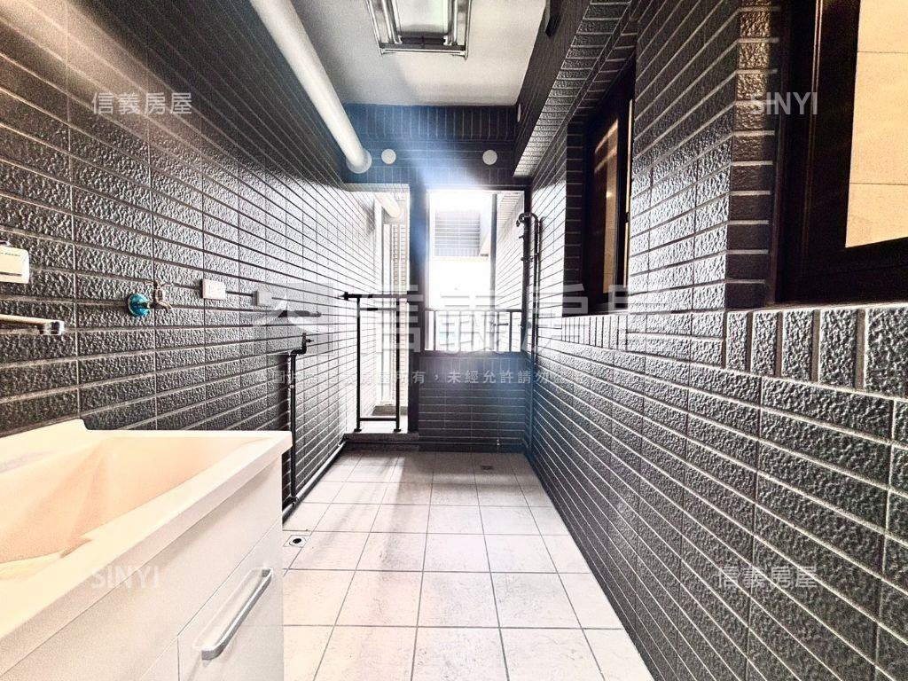 櫻花知殷四房雙主臥雙平車房屋室內格局與周邊環境