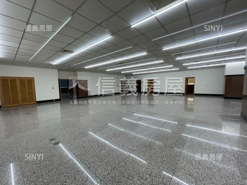 新莊千坪土地整棟廠辦房屋室內格局與周邊環境