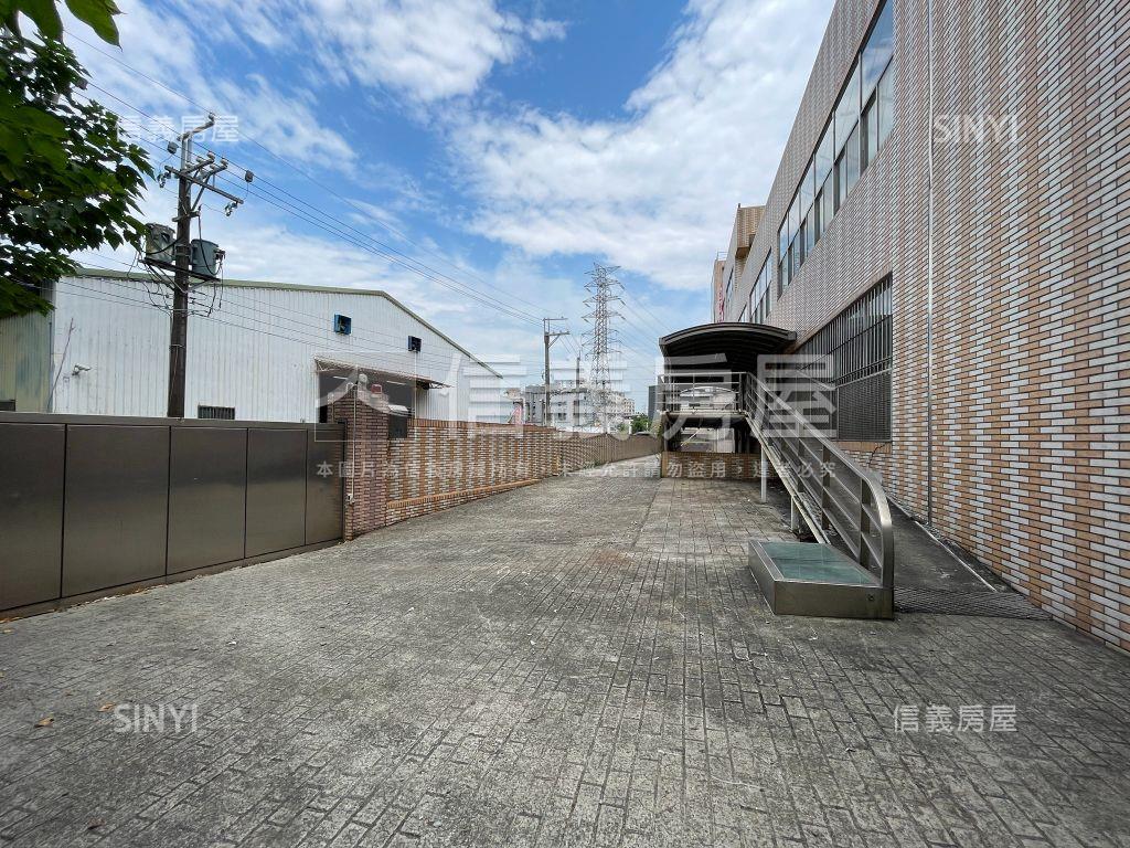 新莊千坪土地整棟廠辦房屋室內格局與周邊環境