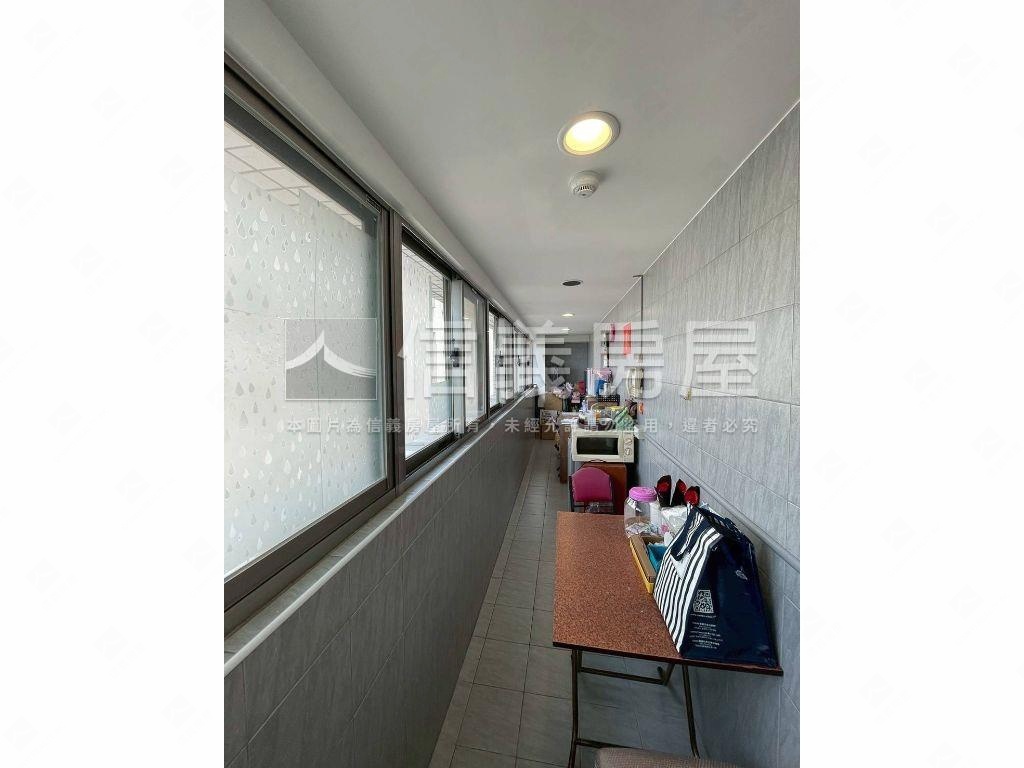 北車捷運獨戶邊間房屋室內格局與周邊環境