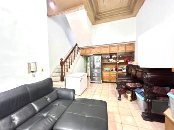 海山捷運站勞力士社區一樓