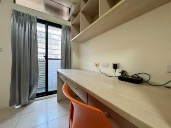 百間宿舍型套房