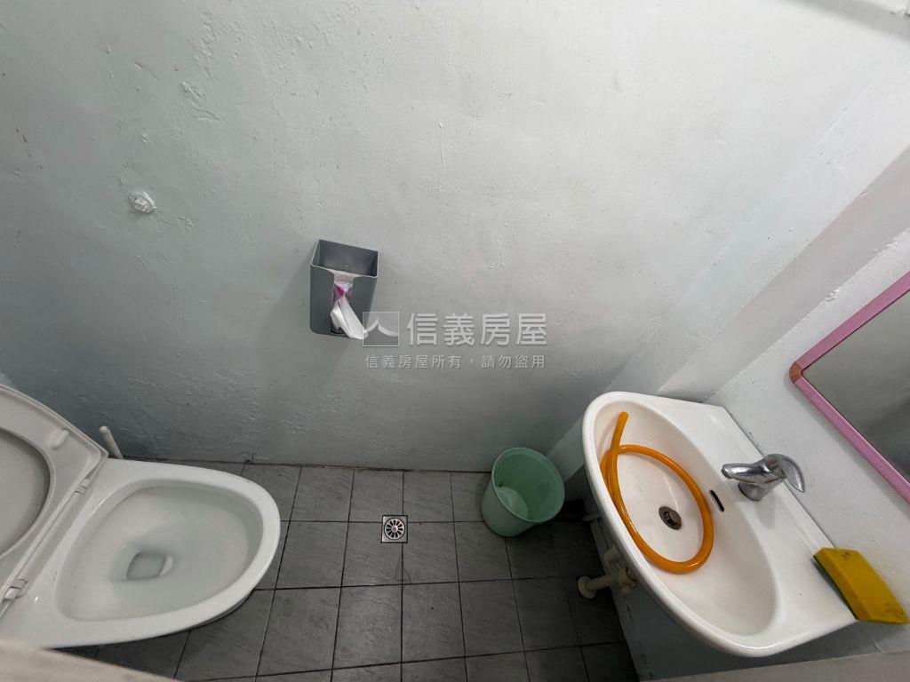 大同北邊間住宅店面皆可宜房屋室內格局與周邊環境