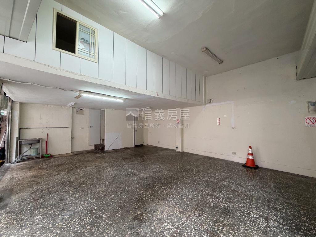 大同北邊間住宅店面皆可宜房屋室內格局與周邊環境