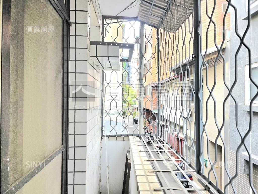 黎明新村看這間房屋室內格局與周邊環境