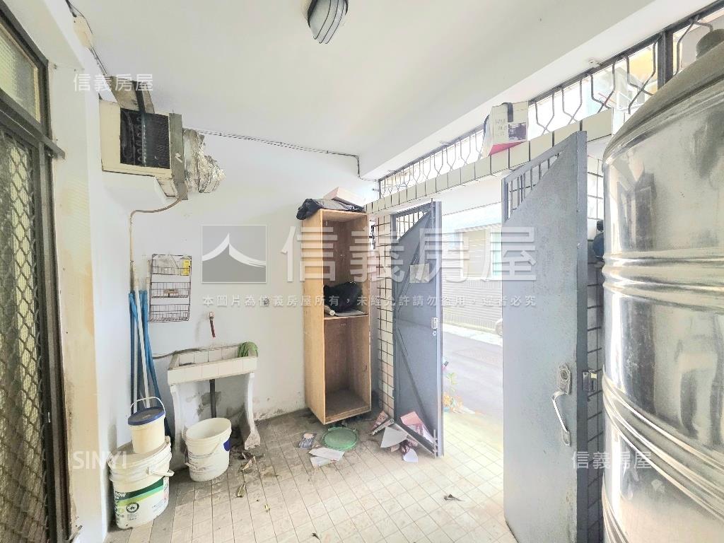 黎明新村看這間房屋室內格局與周邊環境