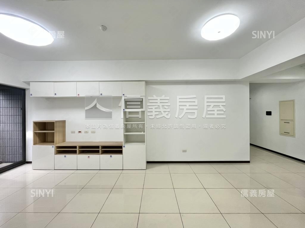 半島花園清幽３房車位房屋室內格局與周邊環境