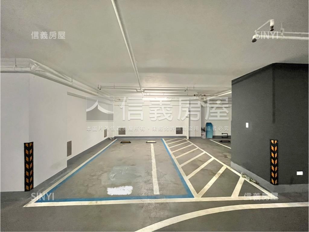 半島花園清幽３房車位房屋室內格局與周邊環境