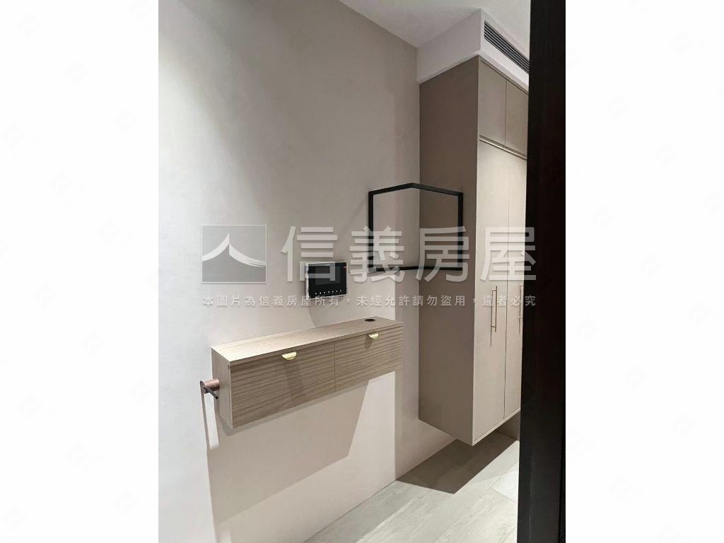 ★帝國花園次高樓溫馨裝潢房屋室內格局與周邊環境