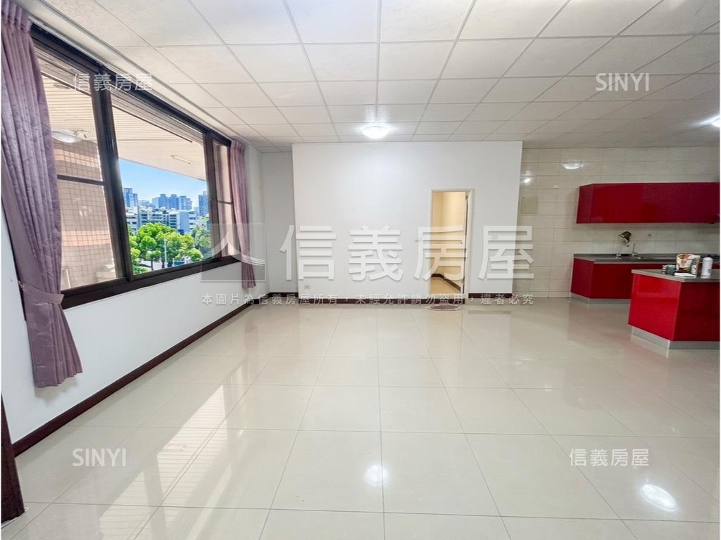 台中高工金店面房屋室內格局與周邊環境
