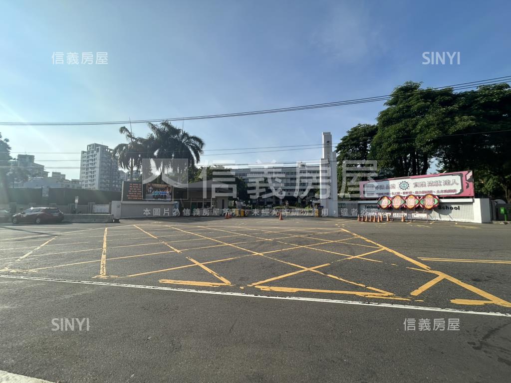 台中高工金店面房屋室內格局與周邊環境