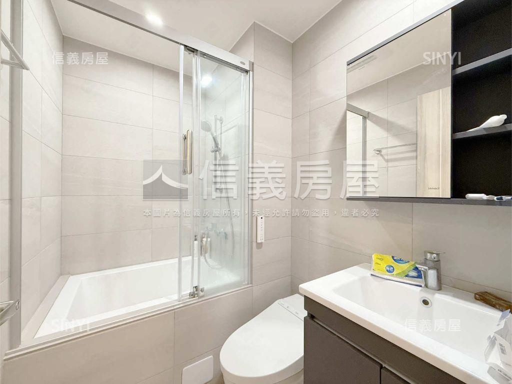 久云日出美妝兩房房屋室內格局與周邊環境