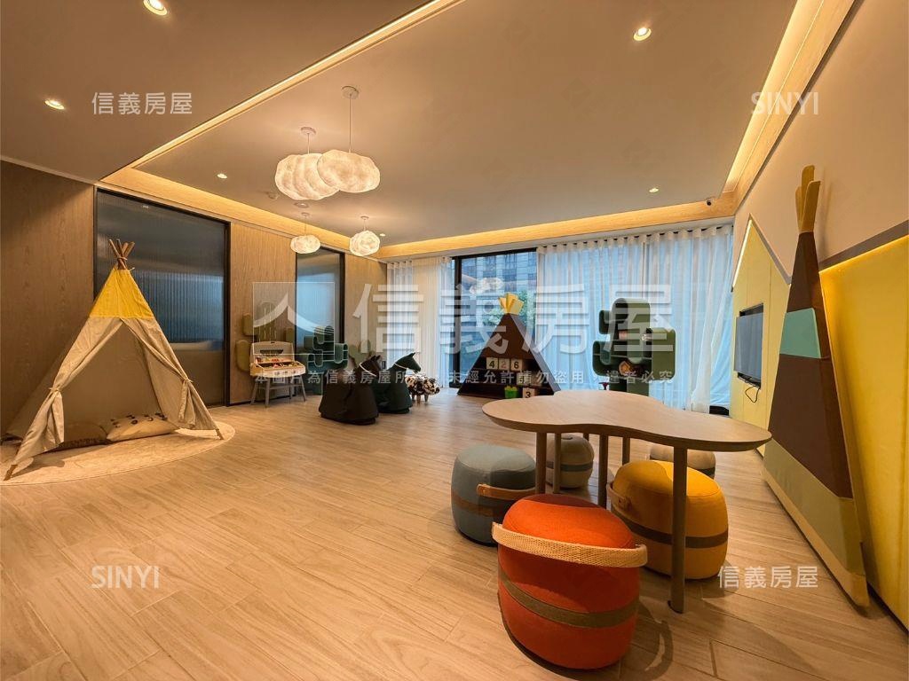 久云日出美妝兩房房屋室內格局與周邊環境