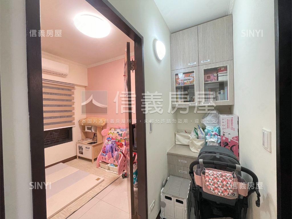 觀雲高樓景觀兩房兩衛平車房屋室內格局與周邊環境