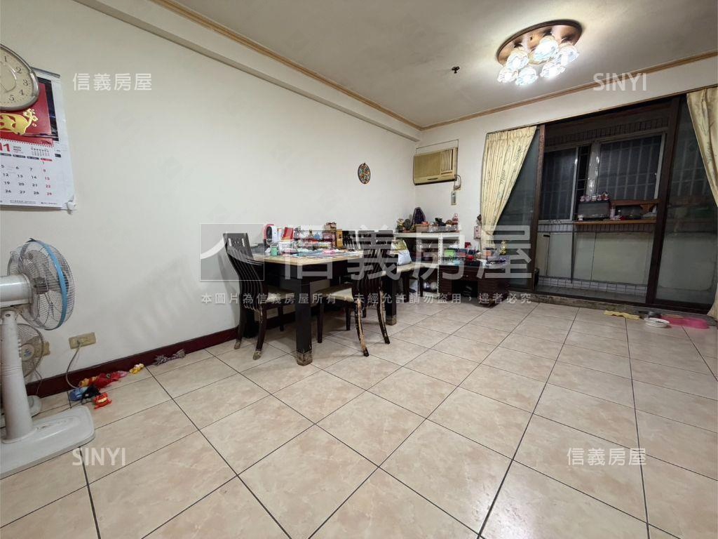 精忠國宅景觀三房車位房屋室內格局與周邊環境