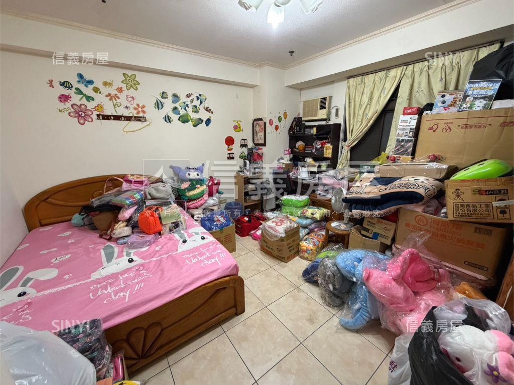 精忠國宅景觀三房車位房屋室內格局與周邊環境