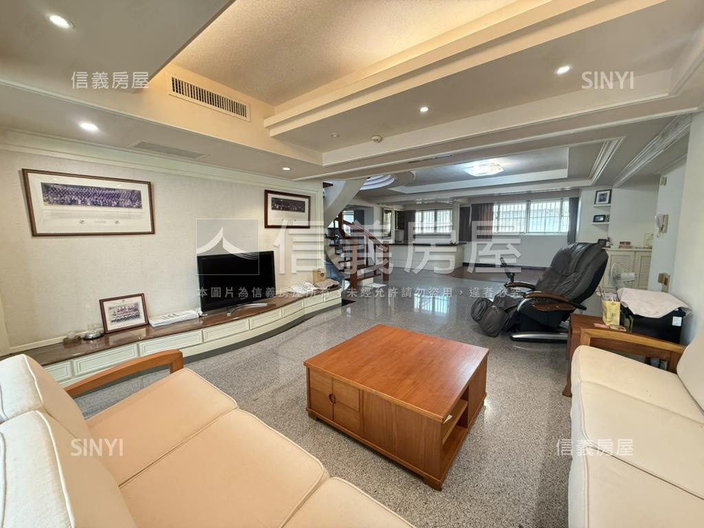 昌平興安商圈大空間樓中樓房屋室內格局與周邊環境