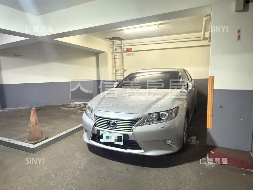 昌平興安商圈大空間樓中樓房屋室內格局與周邊環境