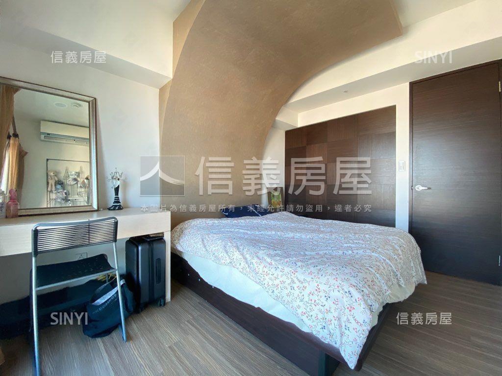 中正學區高樓景觀露台房屋室內格局與周邊環境