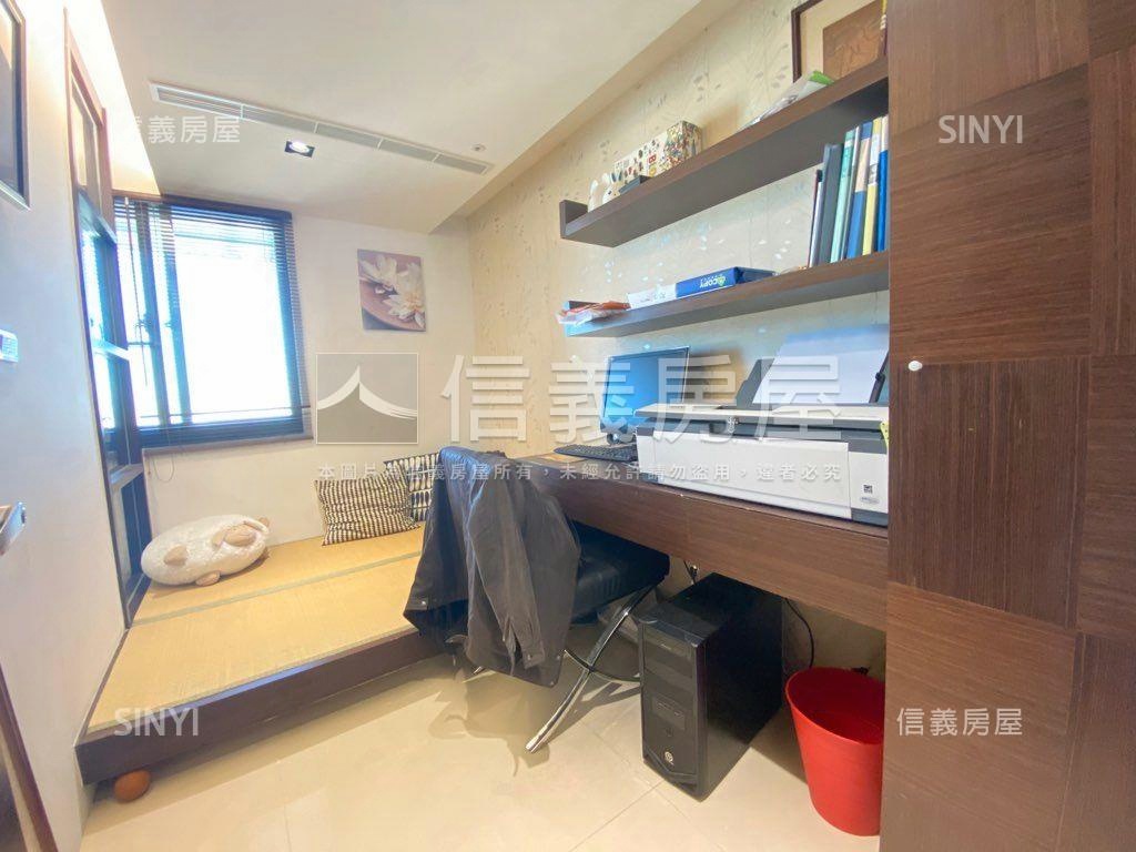 中正學區高樓景觀露台房屋室內格局與周邊環境