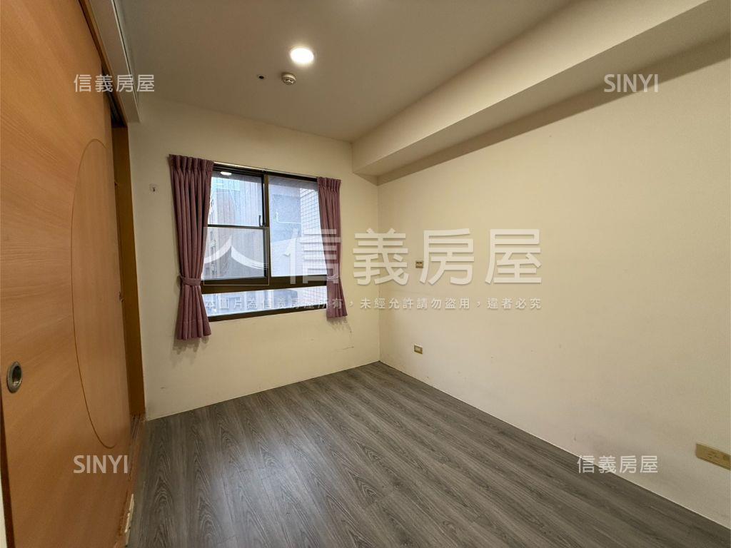 西區三房平車房屋室內格局與周邊環境
