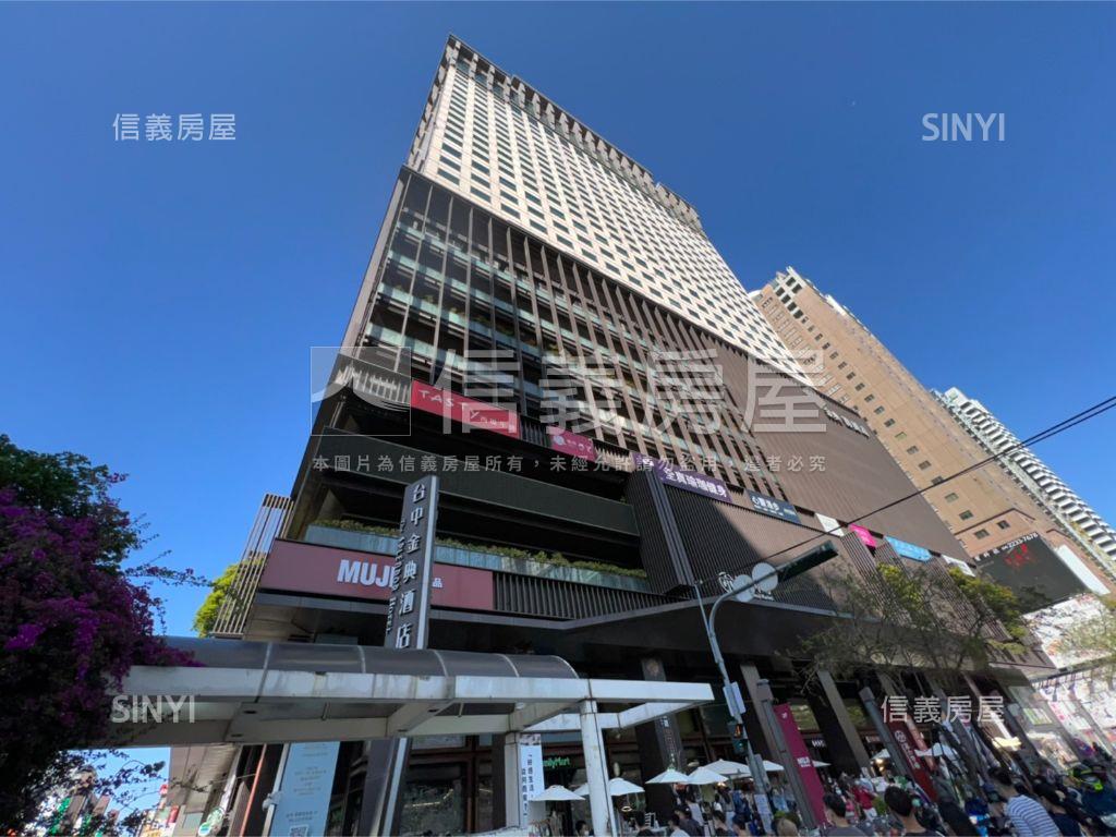 西區三房平車房屋室內格局與周邊環境