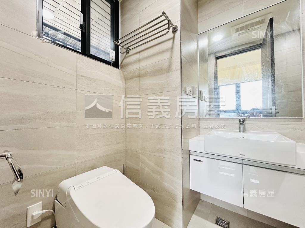 欣隆１０１層峰景觀戶房屋室內格局與周邊環境