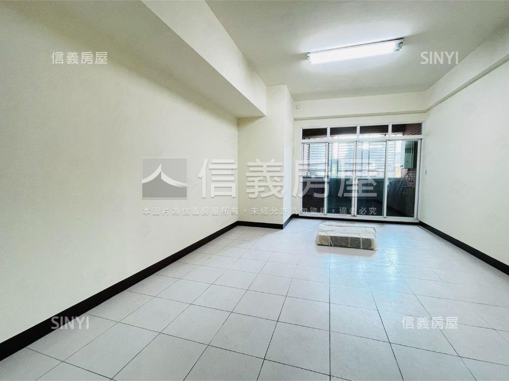 鳳山整新住辦店含平車Ⅰ房屋室內格局與周邊環境