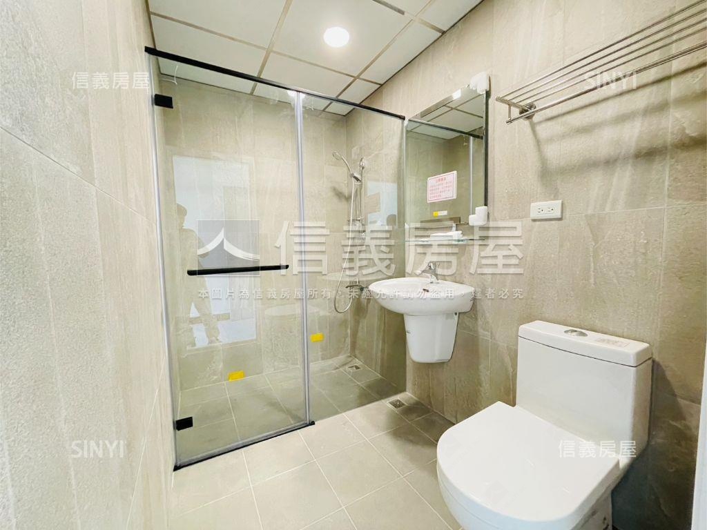 鳳山整新住辦店含平車Ⅰ房屋室內格局與周邊環境