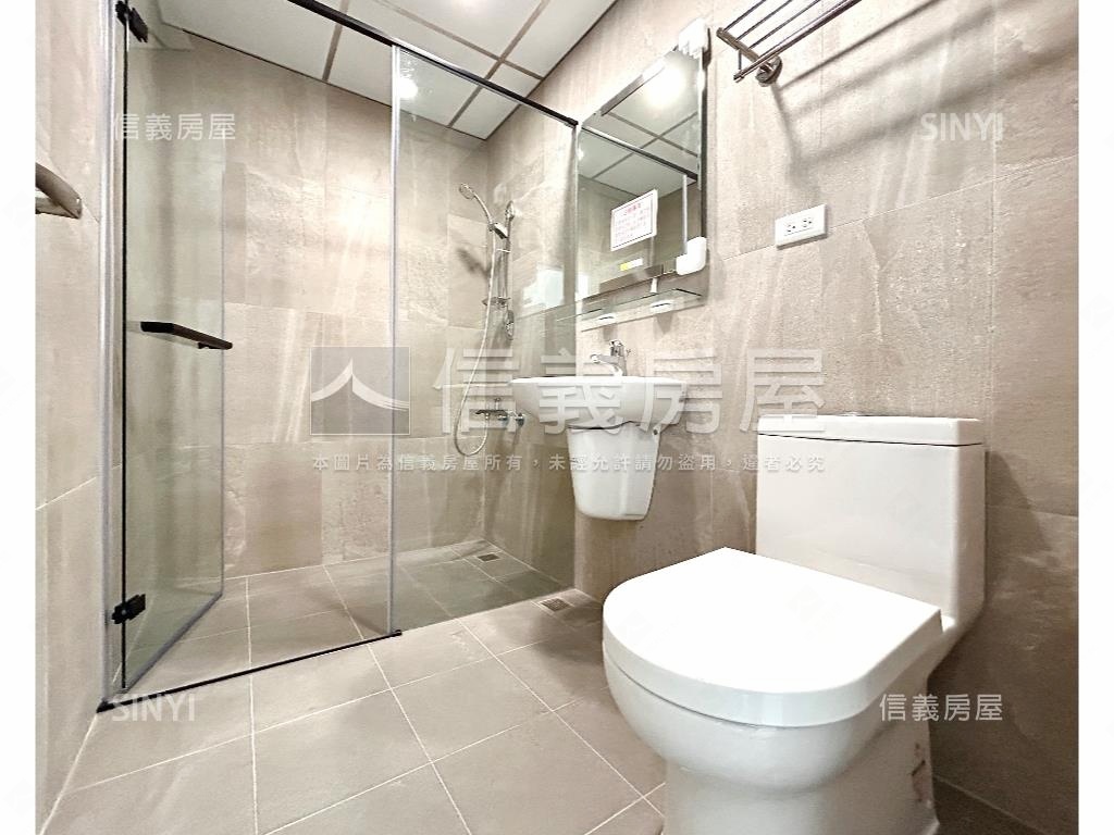 鳳山整新住辦店含平車Ⅰ房屋室內格局與周邊環境