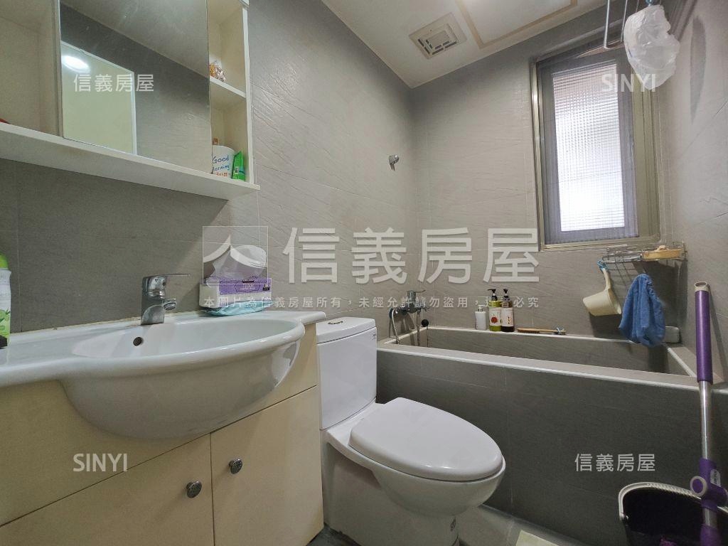 頂溪三房加車位房屋室內格局與周邊環境