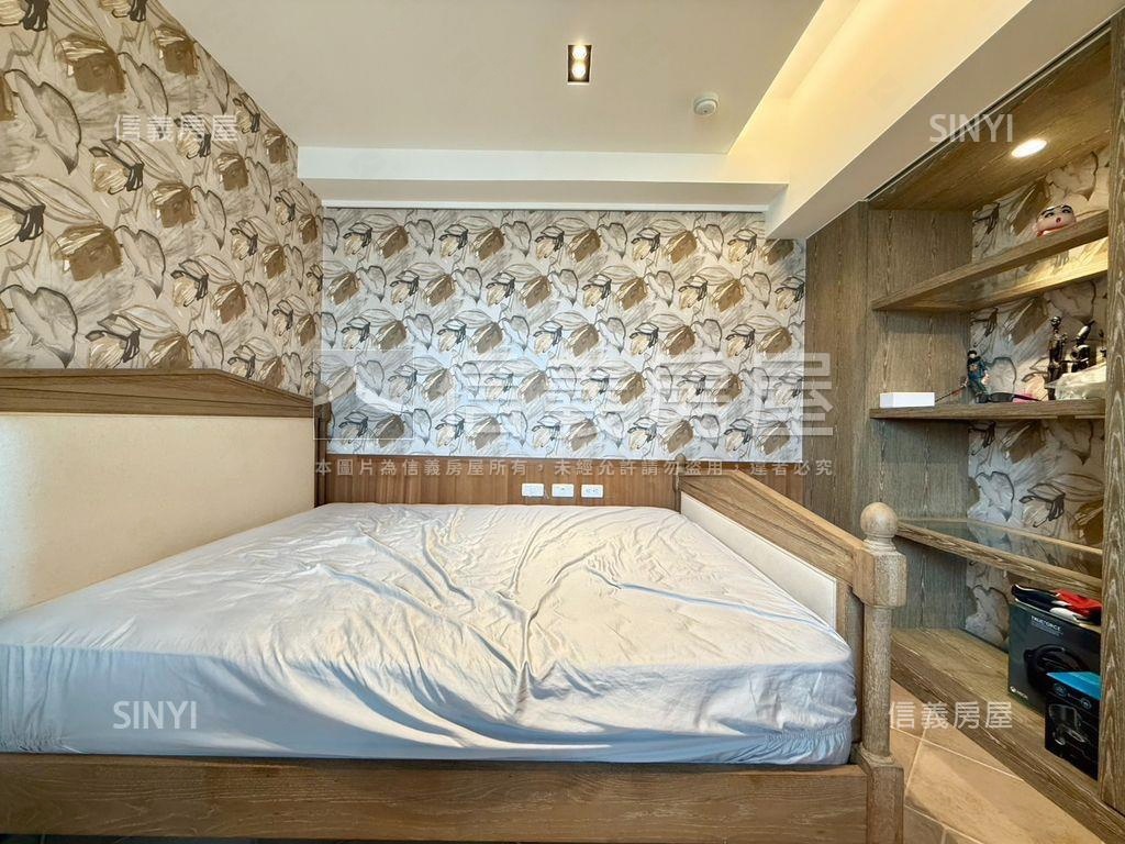 美術館精裝三房車位露台戶房屋室內格局與周邊環境