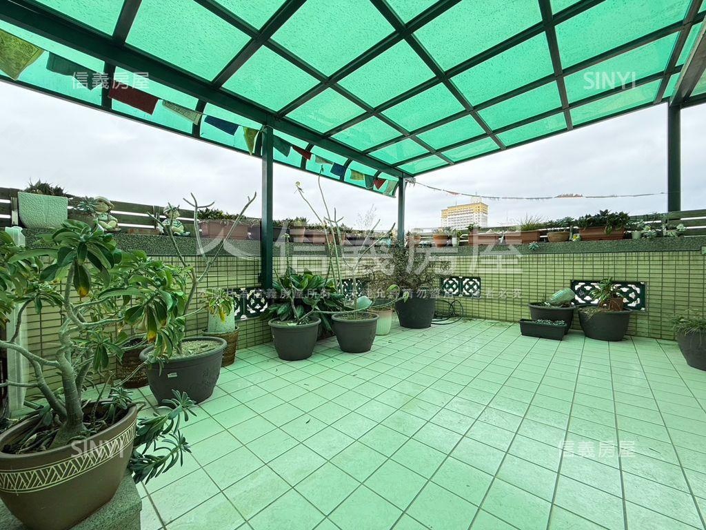 美術館精裝三房車位露台戶房屋室內格局與周邊環境