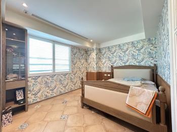 美術館精裝三房車位露台戶