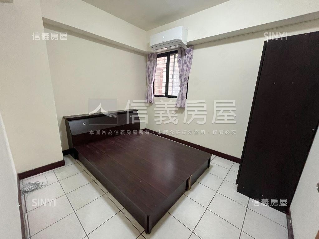 近內新市場私藏２房＋１室房屋室內格局與周邊環境