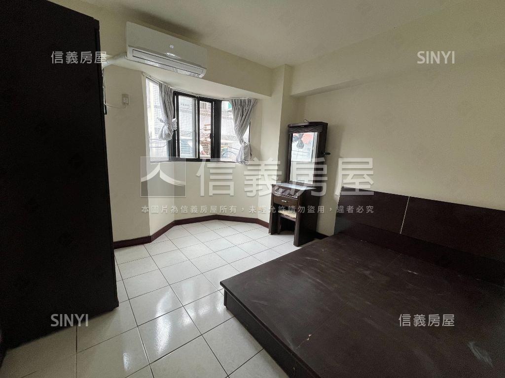 近內新市場私藏２房＋１室房屋室內格局與周邊環境