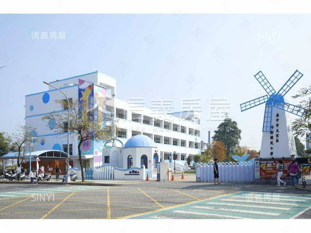近內新市場私藏２房＋１室房屋室內格局與周邊環境