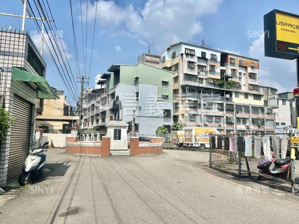 近內新市場私藏２房＋１室房屋室內格局與周邊環境