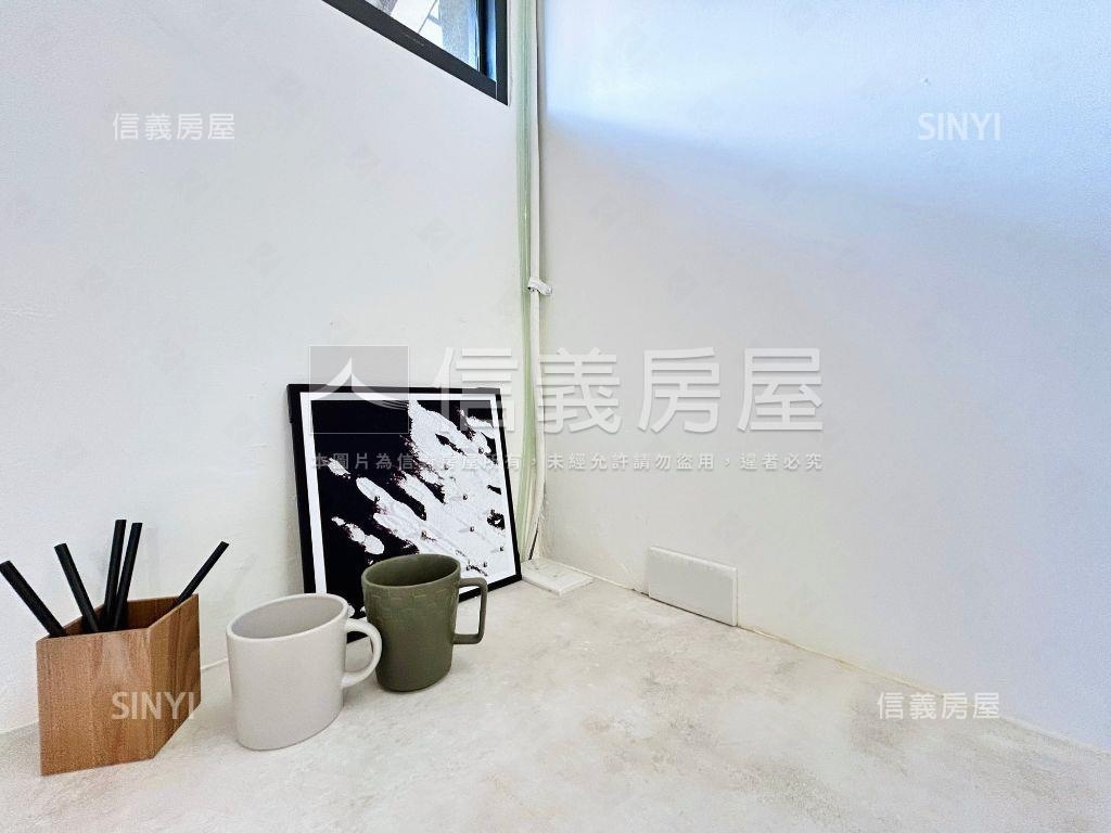 臺灣大道五權路電梯美套Ａ房屋室內格局與周邊環境