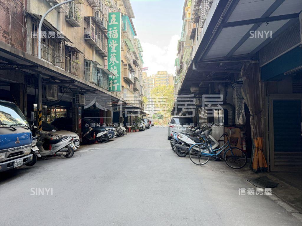 板橋低總價面寬一樓金店房屋室內格局與周邊環境