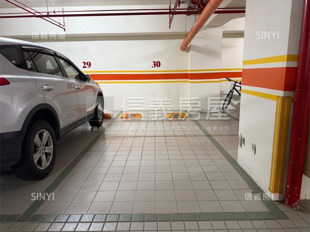 椰林建設｜卓越｜景觀大宅房屋室內格局與周邊環境