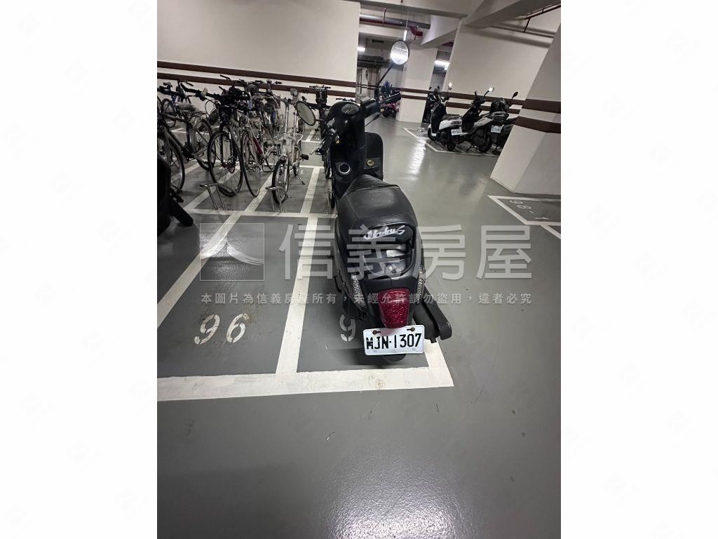 【皇鼎】南科名門雙套平車房屋室內格局與周邊環境