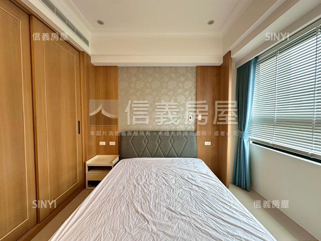 次頂樓精裝三改二平車房屋室內格局與周邊環境