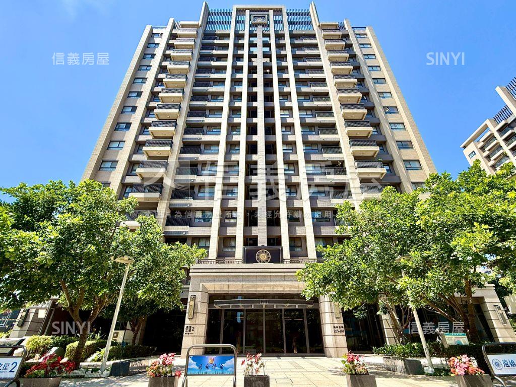 次頂樓精裝三改二平車房屋室內格局與周邊環境