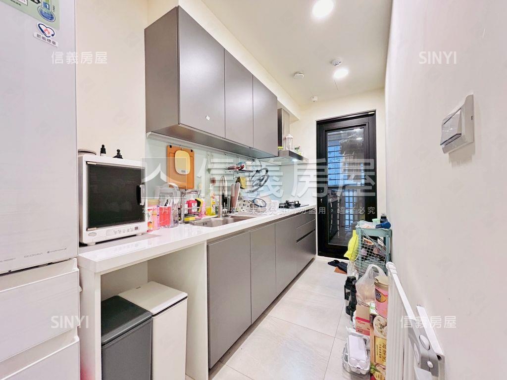 小檜溪着東騰景觀三房車位房屋室內格局與周邊環境