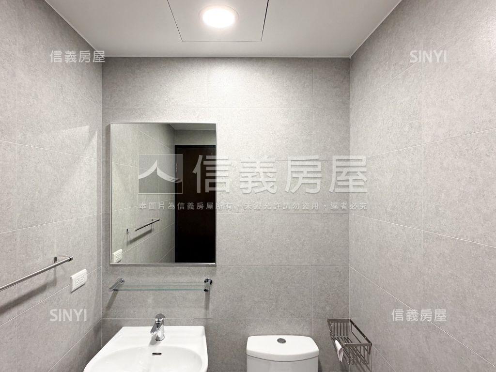 【鑫巨蛋２】Ａ３雙衛浴房屋室內格局與周邊環境