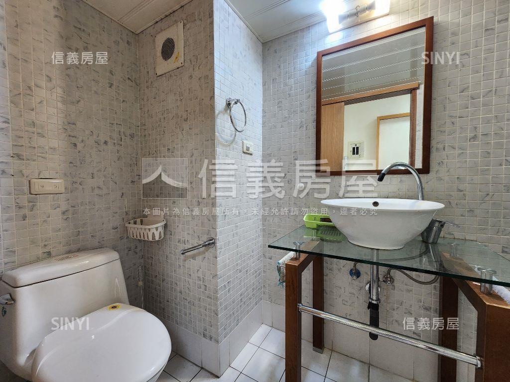 天悅未來雙捷交會後棟小屋房屋室內格局與周邊環境